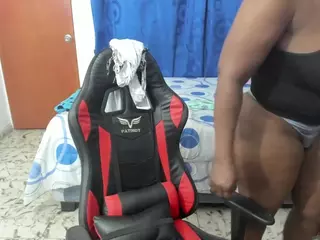 lupeadams's Live Sex Cam Show