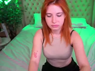 EmilyFoxy's Live Sex Cam Show