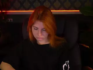 EmilyFoxy's Live Sex Cam Show