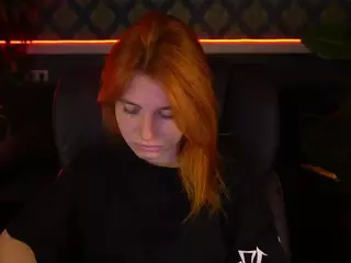 EmilyFoxy's Live Sex Cam Show