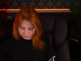 EmilyFoxy's Live Sex Cam Show