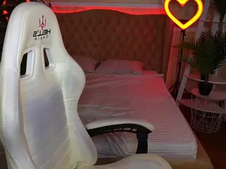 EmilyFoxy's Live Sex Cam Show