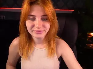 EmilyFoxy's Live Sex Cam Show