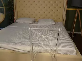 EmilyFoxy's Live Sex Cam Show