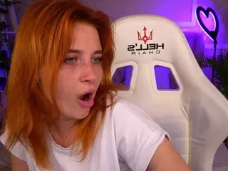 EmilyFoxy's Live Sex Cam Show