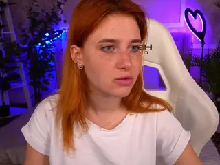 EmilyFoxy's Live Sex Cam Show