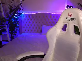 EmilyFoxy's Live Sex Cam Show