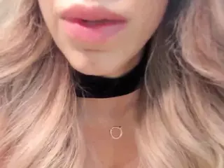 mili-moon's Live Sex Cam Show