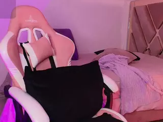 July Villa's Live Sex Cam Show