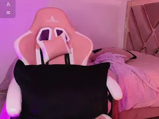 July Villa's Live Sex Cam Show