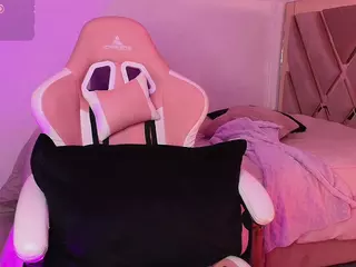July Villa's Live Sex Cam Show