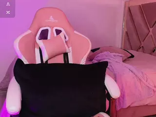 July Villa's Live Sex Cam Show