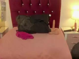 tamaara's Live Sex Cam Show