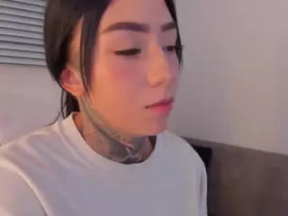 linda_miller's Live Sex Cam Show