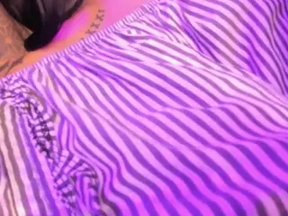 linda_miller's Live Sex Cam Show