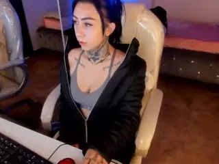 linda_miller's Live Sex Cam Show