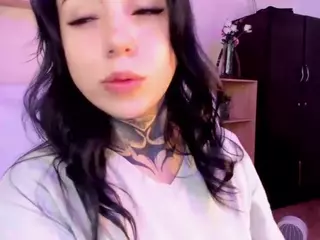 linda_miller's Live Sex Cam Show