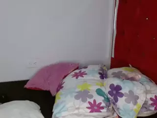 sweet-caandy's Live Sex Cam Show