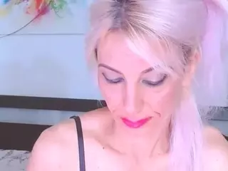 HoneyLara's Live Sex Cam Show