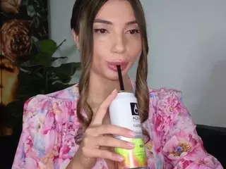SweetReya's Live Sex Cam Show
