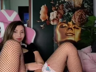SweetReya's Live Sex Cam Show