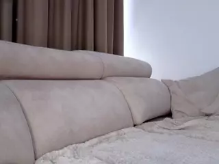 SweetReya's Live Sex Cam Show