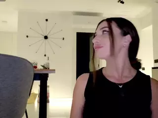 SweetReya's Live Sex Cam Show