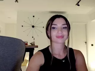 SweetReya's Live Sex Cam Show