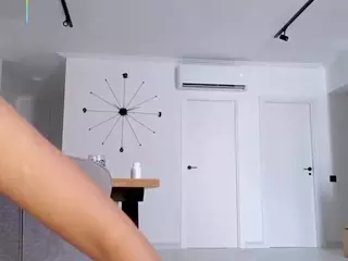 SweetReya's Live Sex Cam Show