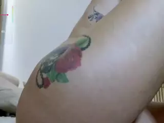 SweetReya's Live Sex Cam Show