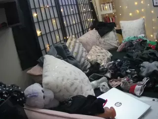 voyeurcam sheenarose 01's Live Sex Cam Show