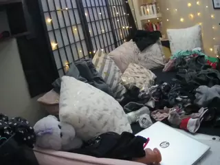 voyeurcam sheenarose 01's Live Sex Cam Show