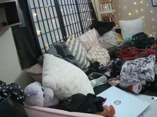 voyeurcam sheenarose 01's Live Sex Cam Show