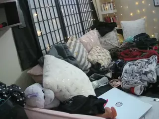 voyeurcam sheenarose 01's Live Sex Cam Show
