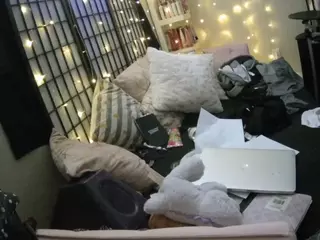 voyeurcam sheenarose 01's Live Sex Cam Show
