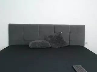 Miss Soniaa's Live Sex Cam Show
