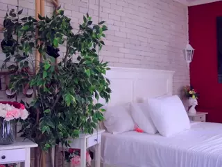 annabellastar's Live Sex Cam Show