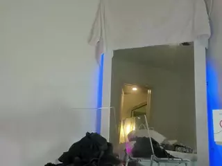 Classy4uuuu's Live Sex Cam Show