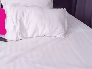 AwwElla's Live Sex Cam Show