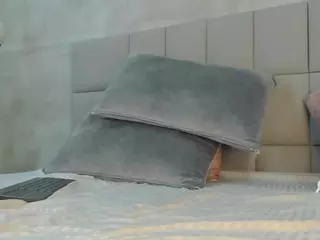 kikievega's Live Sex Cam Show