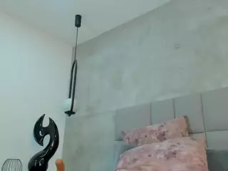 kikievega's Live Sex Cam Show