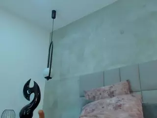 kikievega's Live Sex Cam Show