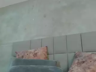 kikievega's Live Sex Cam Show