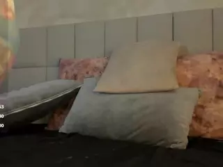kikievega's Live Sex Cam Show