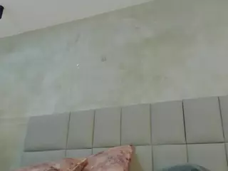 kikievega's Live Sex Cam Show