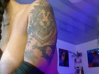 CAROLINA's Live Sex Cam Show