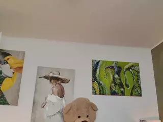Lenna's Live Sex Cam Show