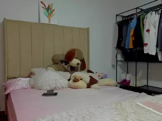 holly-brooke's Live Sex Cam Show