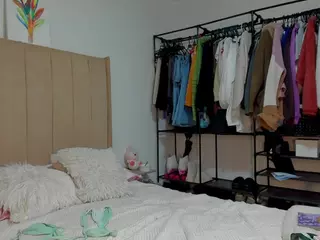 holly-brooke's Live Sex Cam Show