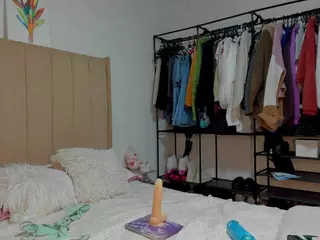 holly-brooke's Live Sex Cam Show